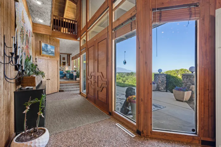 12 N Quiet Meadow Ln, Mapleton, Utah 84664