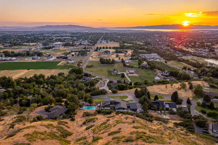 12 N Quiet Meadow Ln, Mapleton, Utah 84664