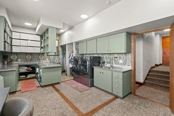 12 N Quiet Meadow Ln, Mapleton, Utah 84664