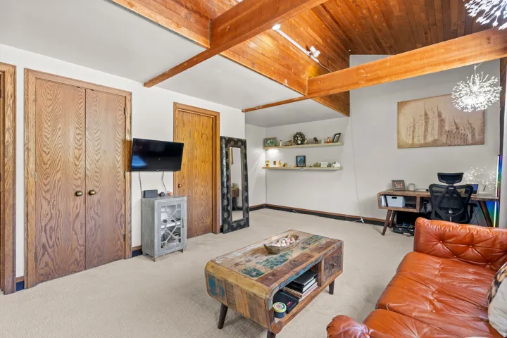12 N Quiet Meadow Ln, Mapleton, Utah 84664