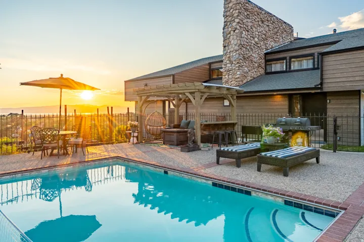 12 N Quiet Meadow Ln, Mapleton, Utah 84664
