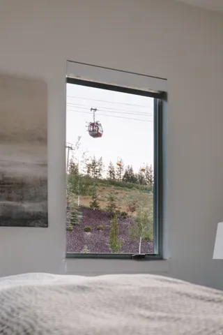 Floor-to-ceiling window offering extensive outdoor scenery
