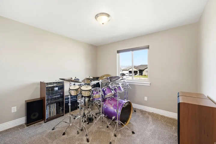 83 S Mustang Ridge Rd, Grantsville, Utah 84029