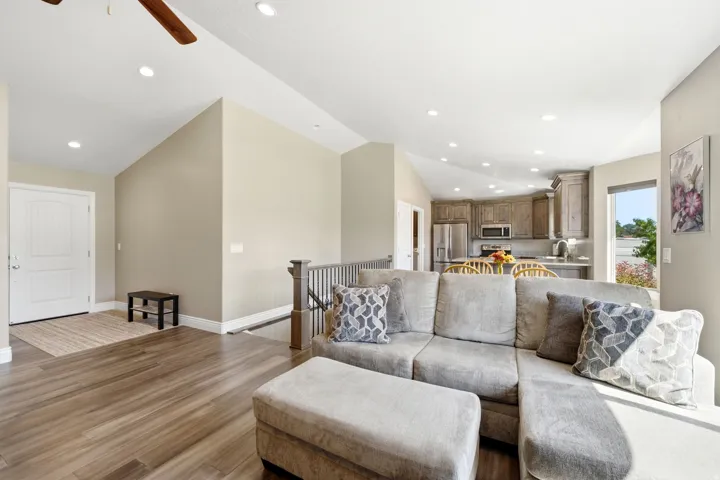83 S Mustang Ridge Rd, Grantsville, Utah 84029