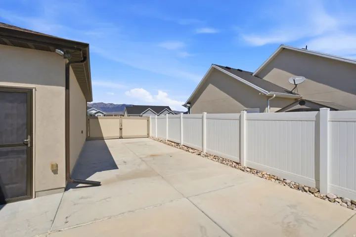 83 S Mustang Ridge Rd, Grantsville, Utah 84029