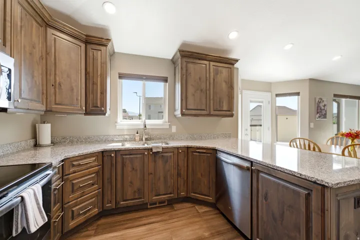 83 S Mustang Ridge Rd, Grantsville, Utah 84029