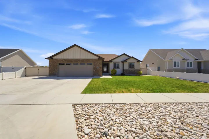 83 S Mustang Ridge Rd, Grantsville, Utah 84029