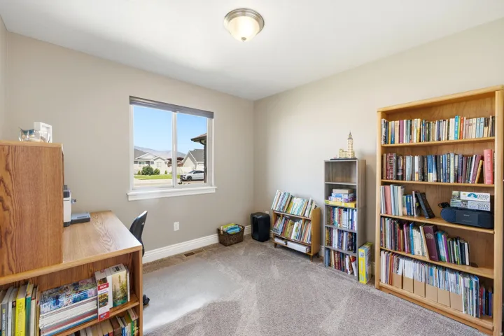 83 S Mustang Ridge Rd, Grantsville, Utah 84029