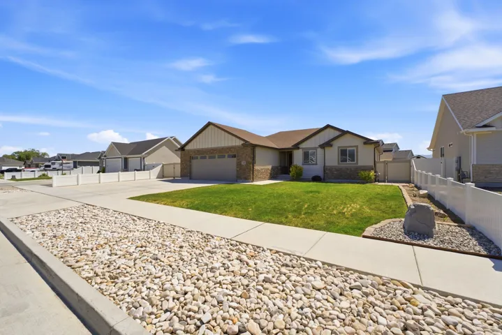83 S Mustang Ridge Rd, Grantsville, Utah 84029
