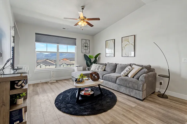 14453 S Selvig Way #302, Herriman, Utah 84096