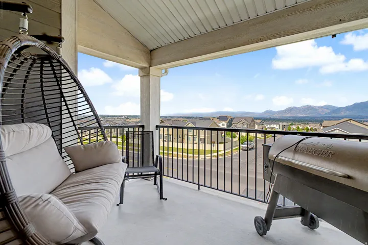 14453 S Selvig Way #302, Herriman, Utah 84096