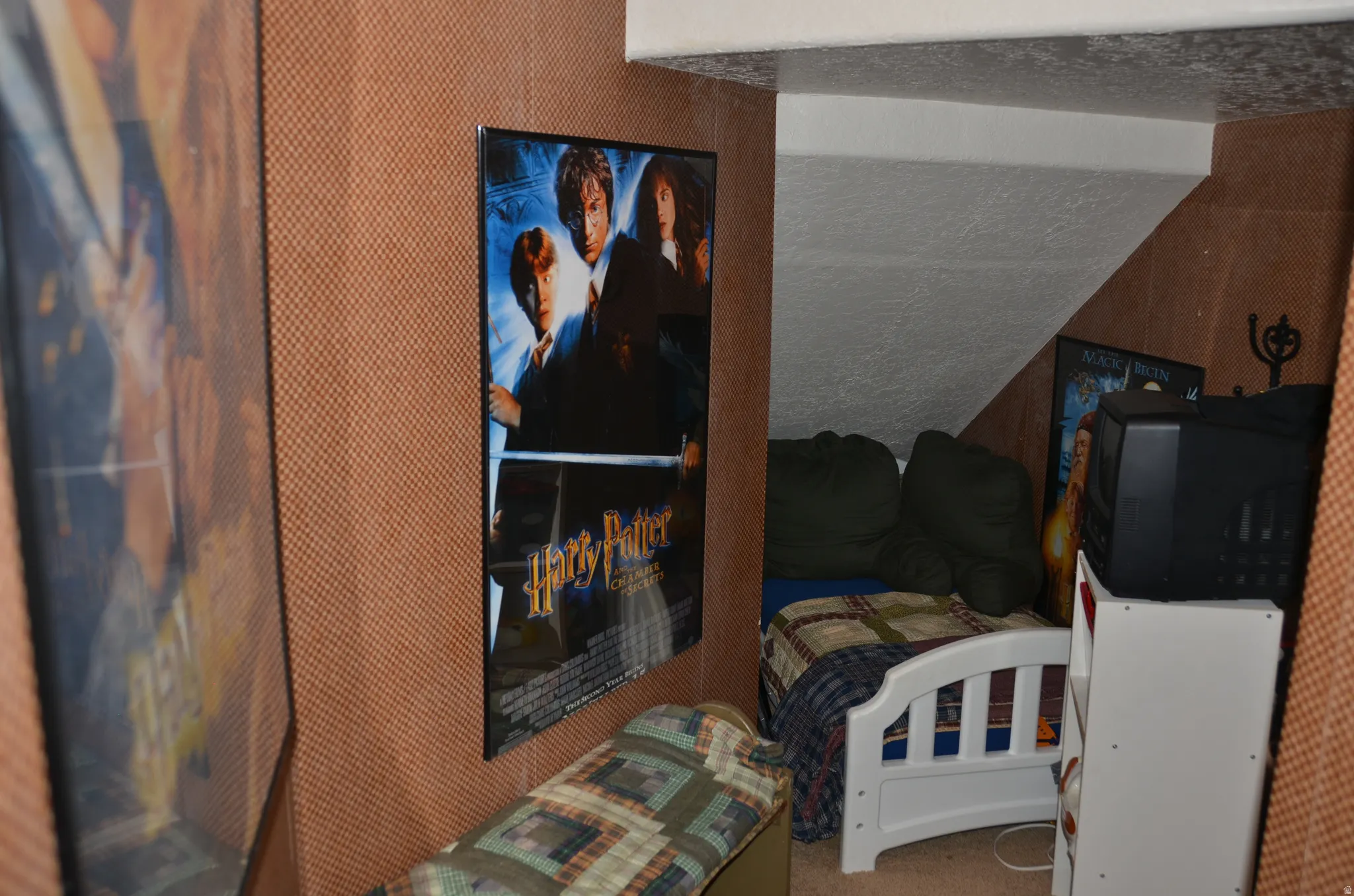 Under stairs Harry Potter room
