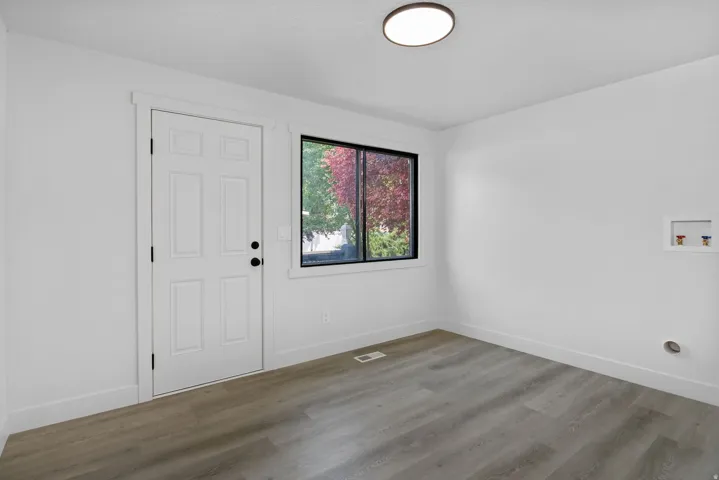 Rear Entrance to Mudroom / Laundry