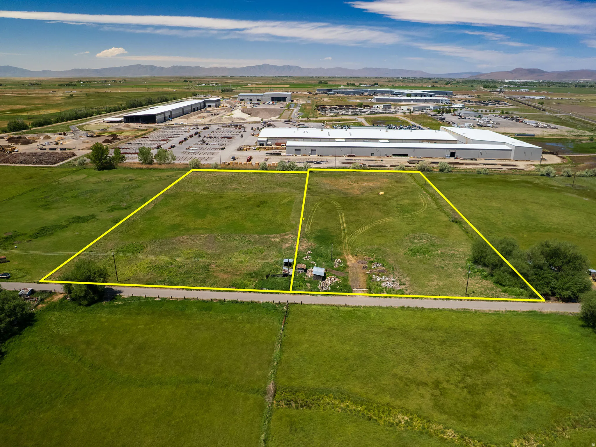 Expansive green space featuring two distinct parcels including Parcel # 03-077-0015, and adjacent parcel available for sale MLS# 2163865 (Parcel #'s 03-077-0011 and 03-077-0012) for a footprint of 8.94 Acres Available.