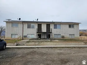 Outdoor building