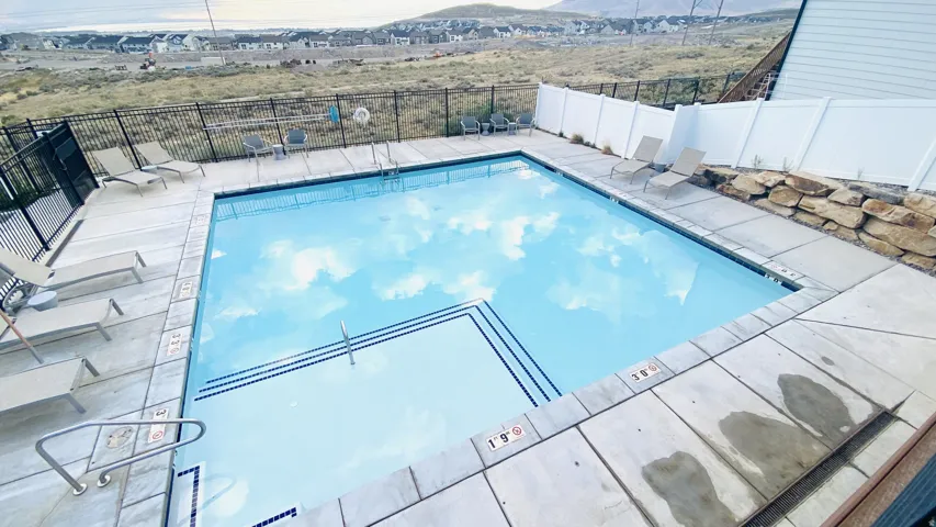 4477 E Hurstbourne Dr, Eagle Mountain, Utah 84005