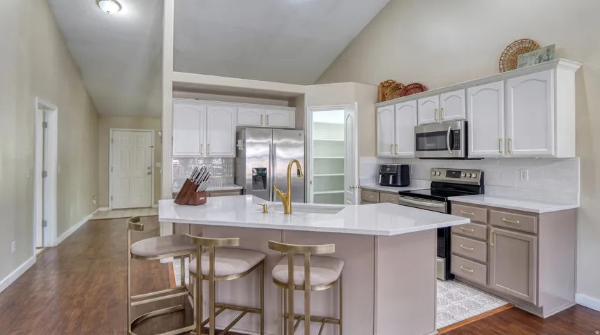 Virtually staged photos have been included to help showcase the property's possibilities. Actual furnishings and features may vary from those shown.