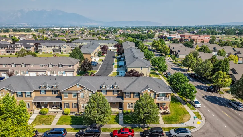 7902 S Dove Creek Ln, West Jordan, Utah 84081