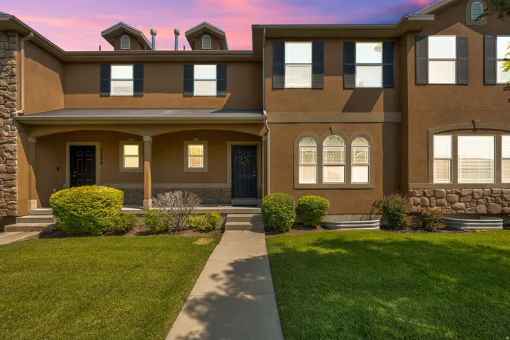 7902 S Dove Creek Ln, West Jordan, Utah 84081