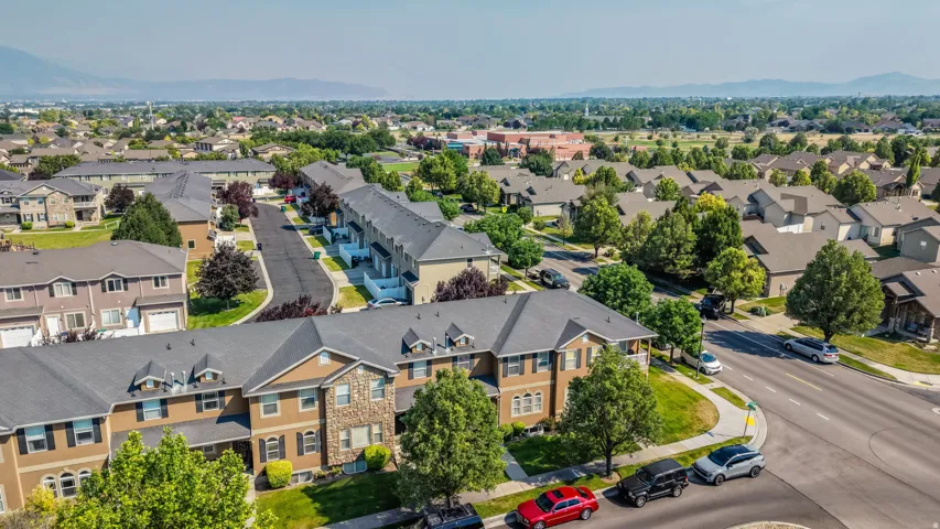 7902 S Dove Creek Ln, West Jordan, Utah 84081