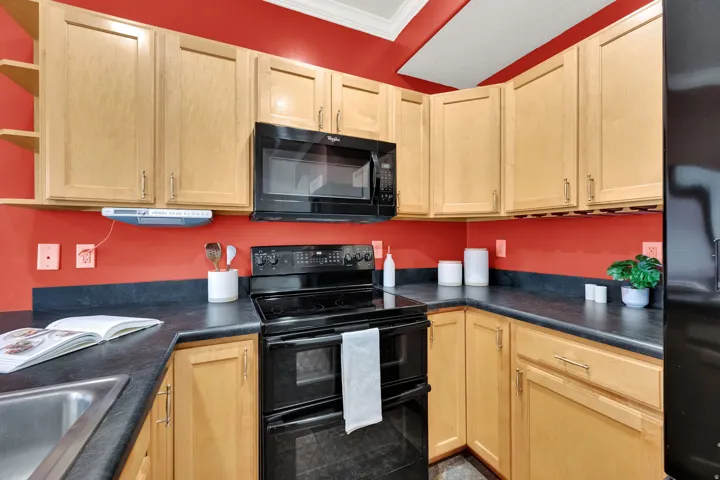 7902 S Dove Creek Ln, West Jordan, Utah 84081
