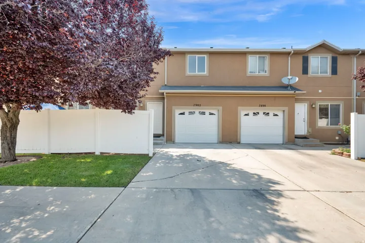 7902 S Dove Creek Ln, West Jordan, Utah 84081