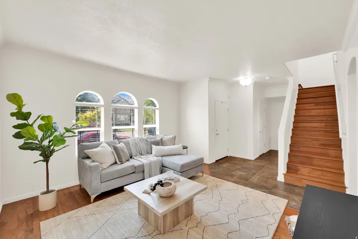 7902 S Dove Creek Ln, West Jordan, Utah 84081