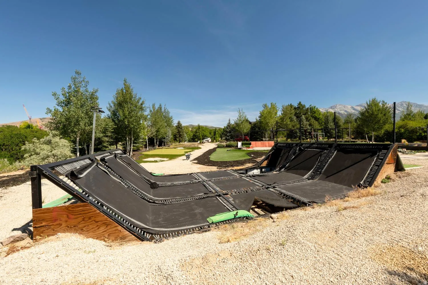 Trampline pipeline