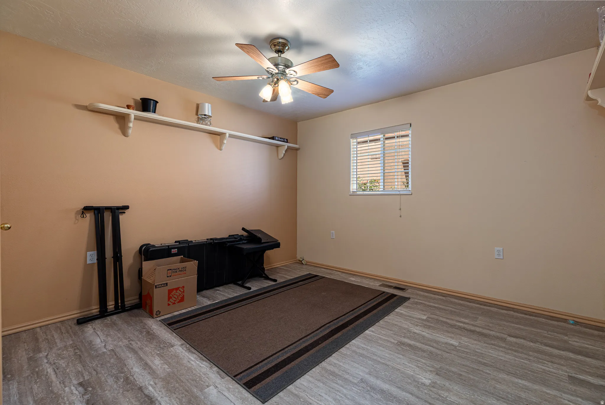 Forth bedroom
