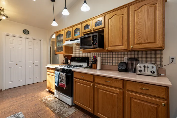 Spacious kitchen
