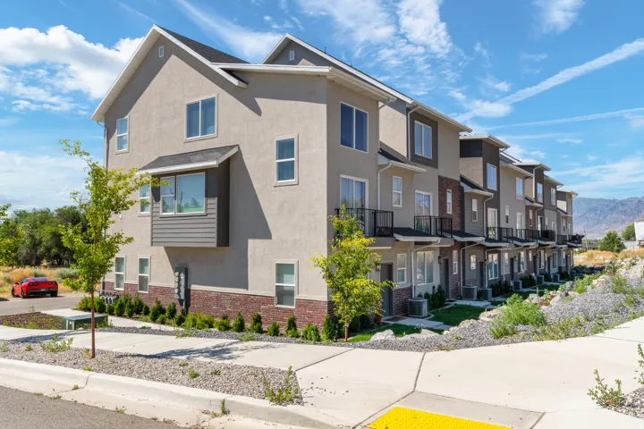 2791 S Orchard Hill Ln, Perry, Utah 84302