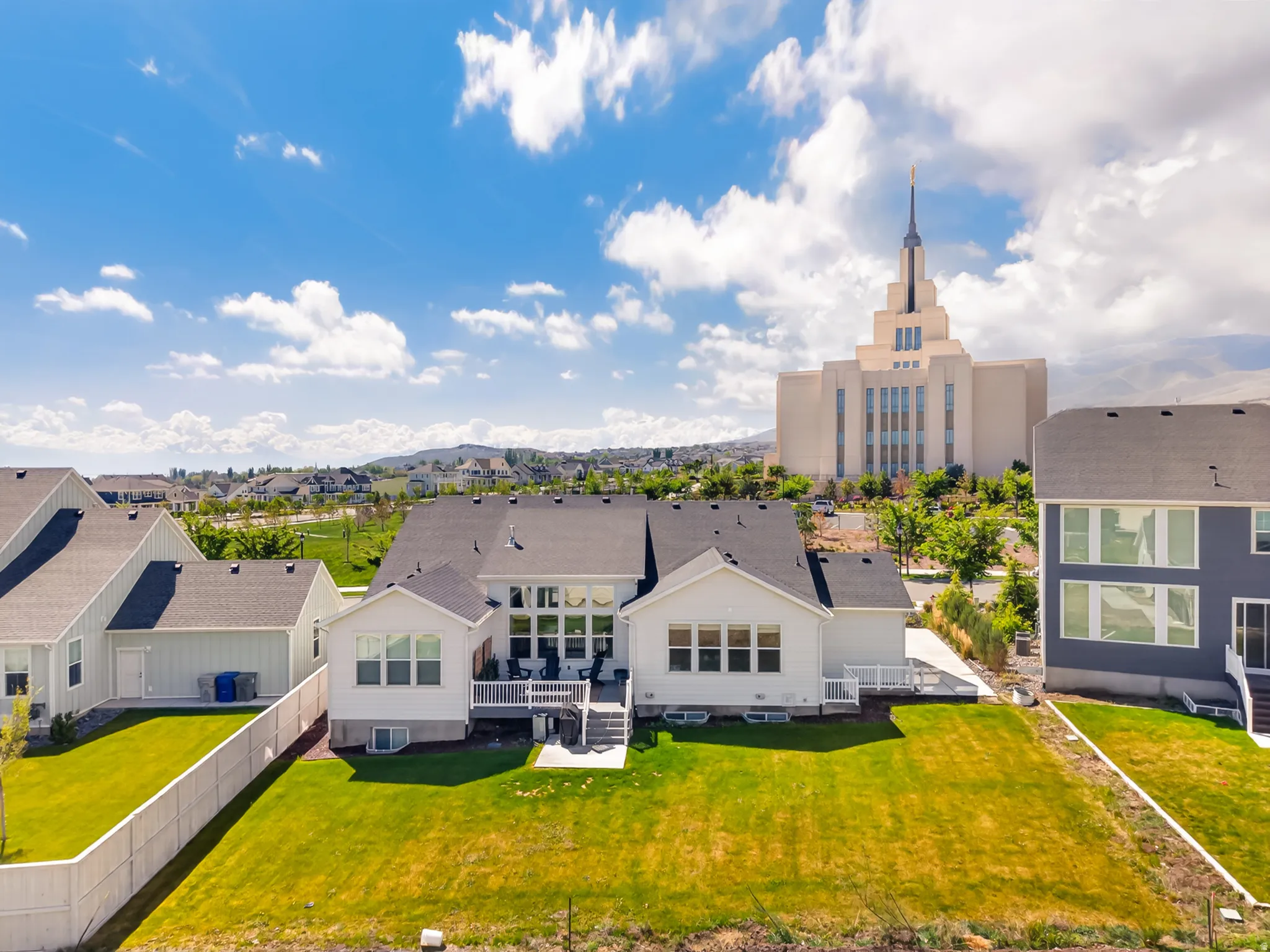 Rear aerial exterior view