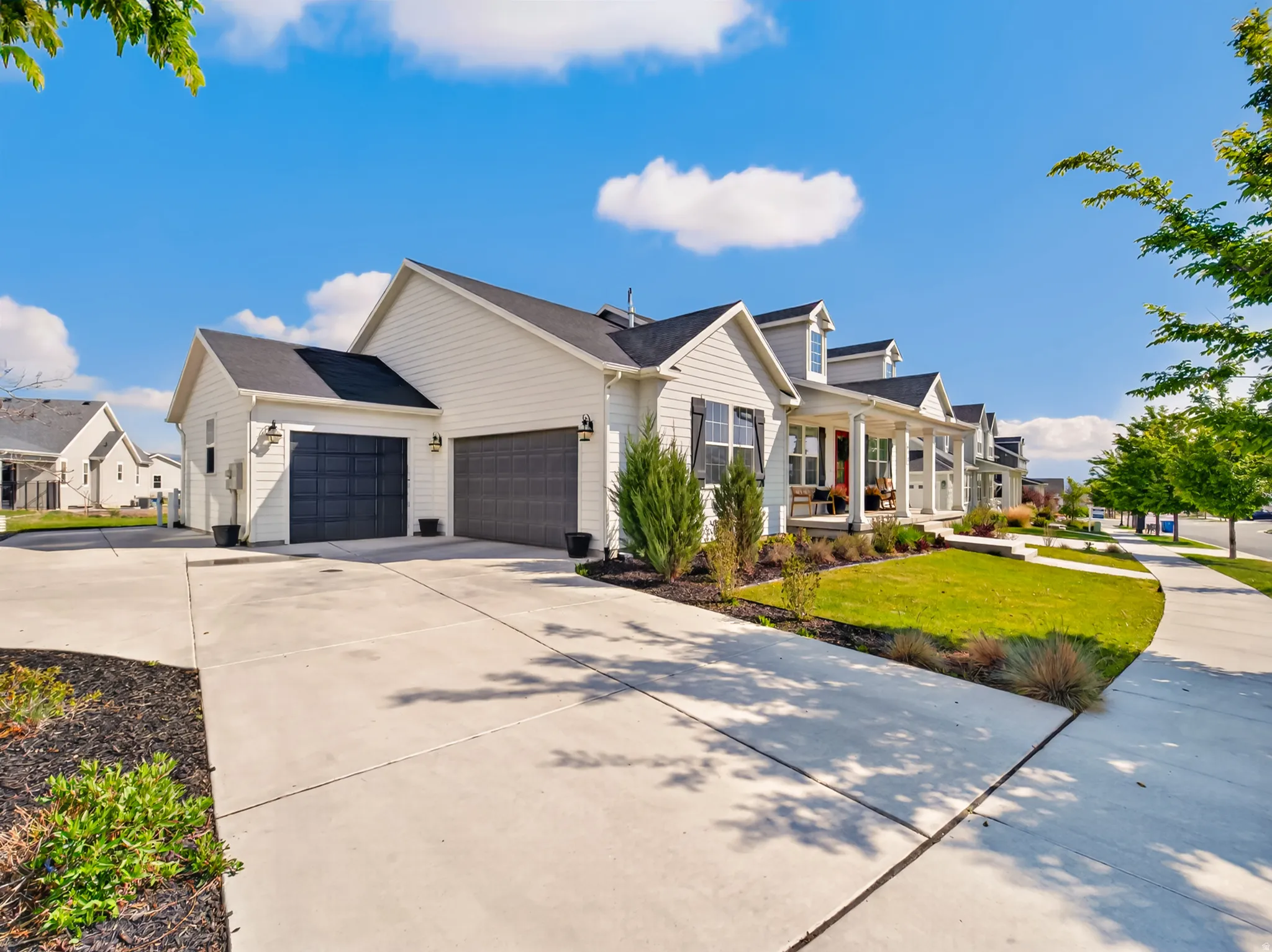 2 large garage bays