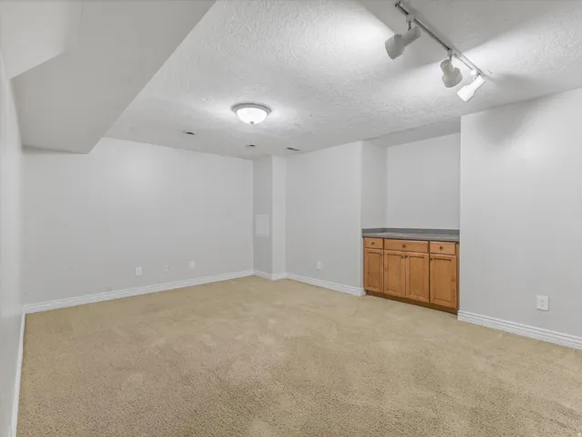 1105 N 1100 W, Farmington, Utah 84025
