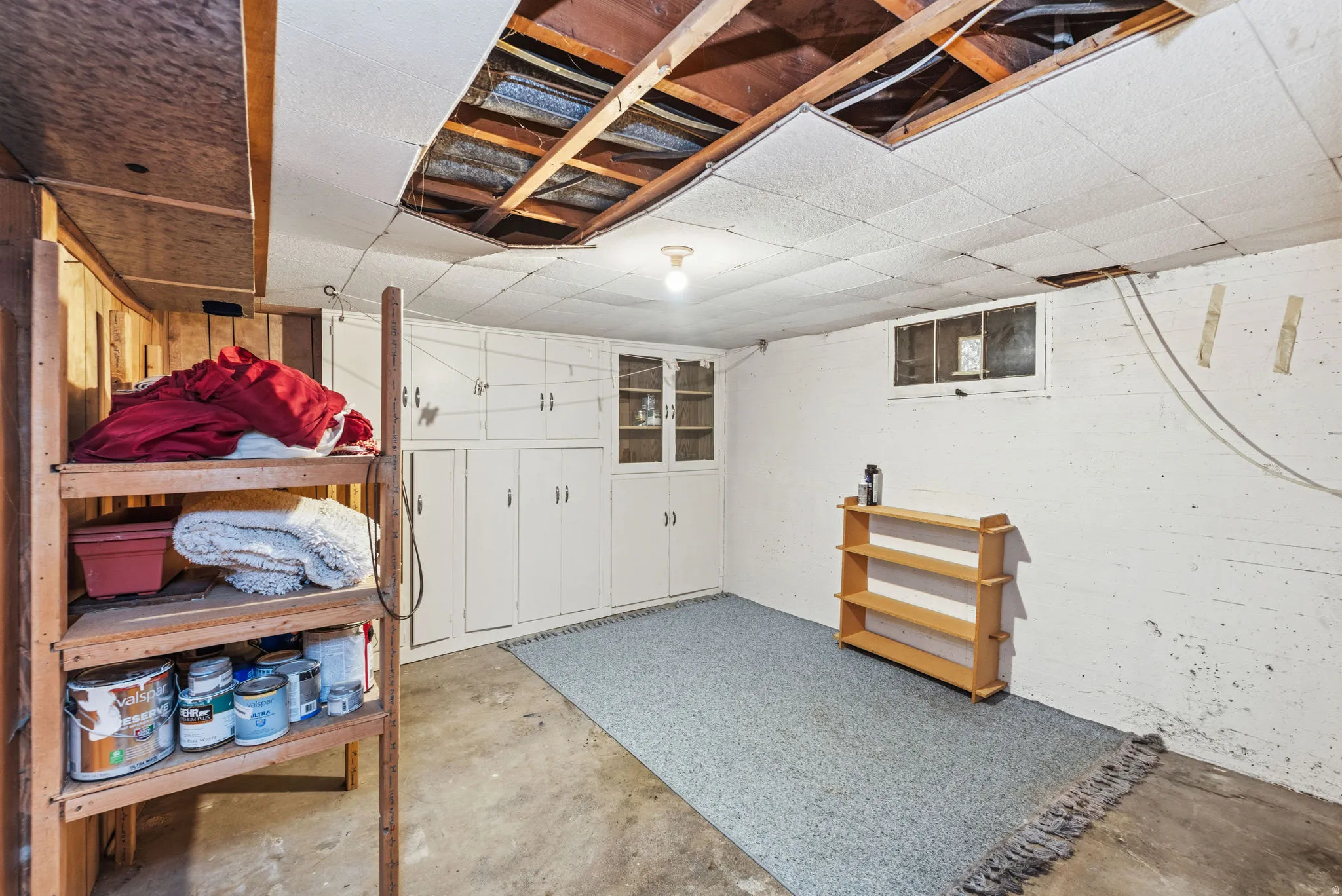 Storage & Laundry