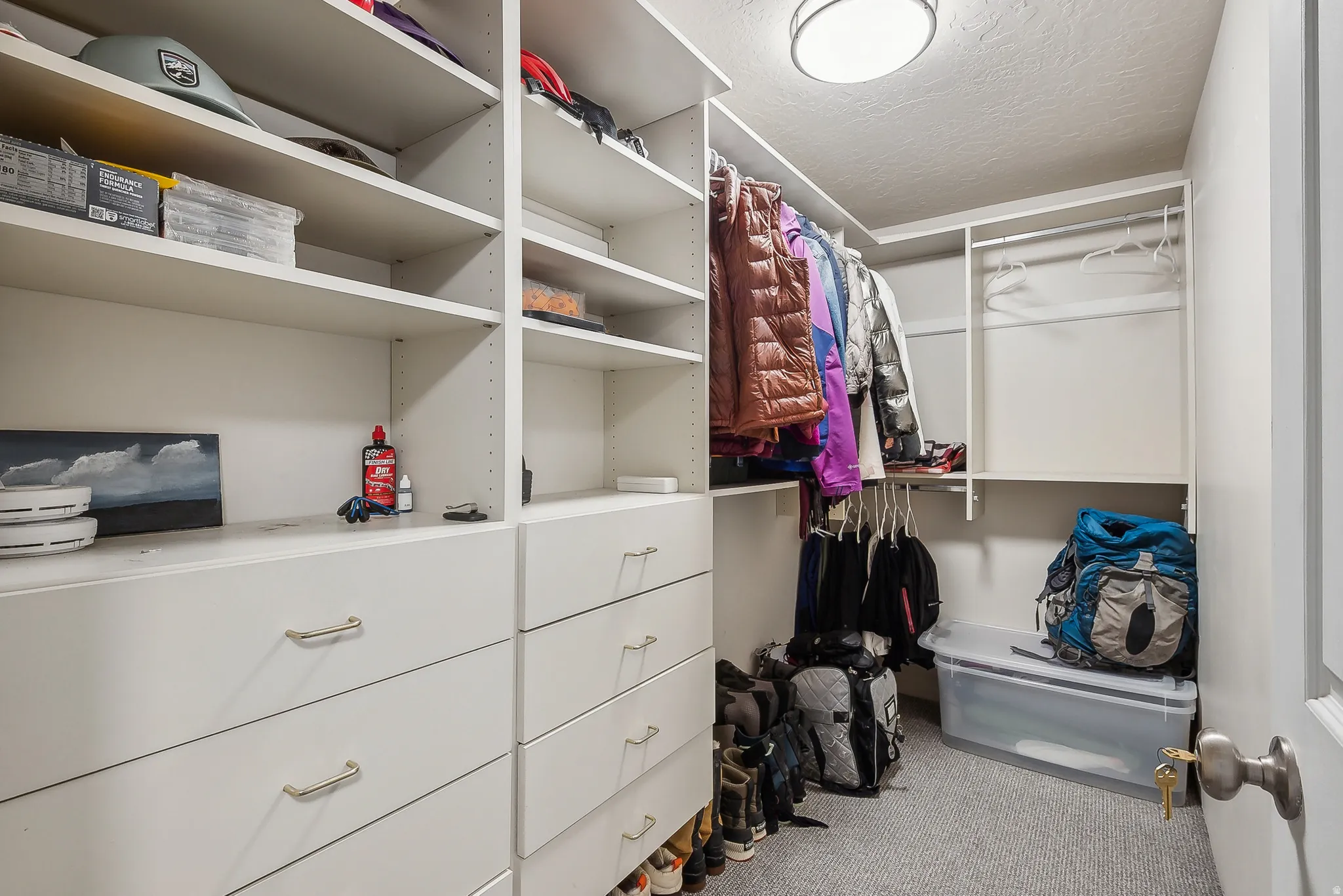 Walk in closet