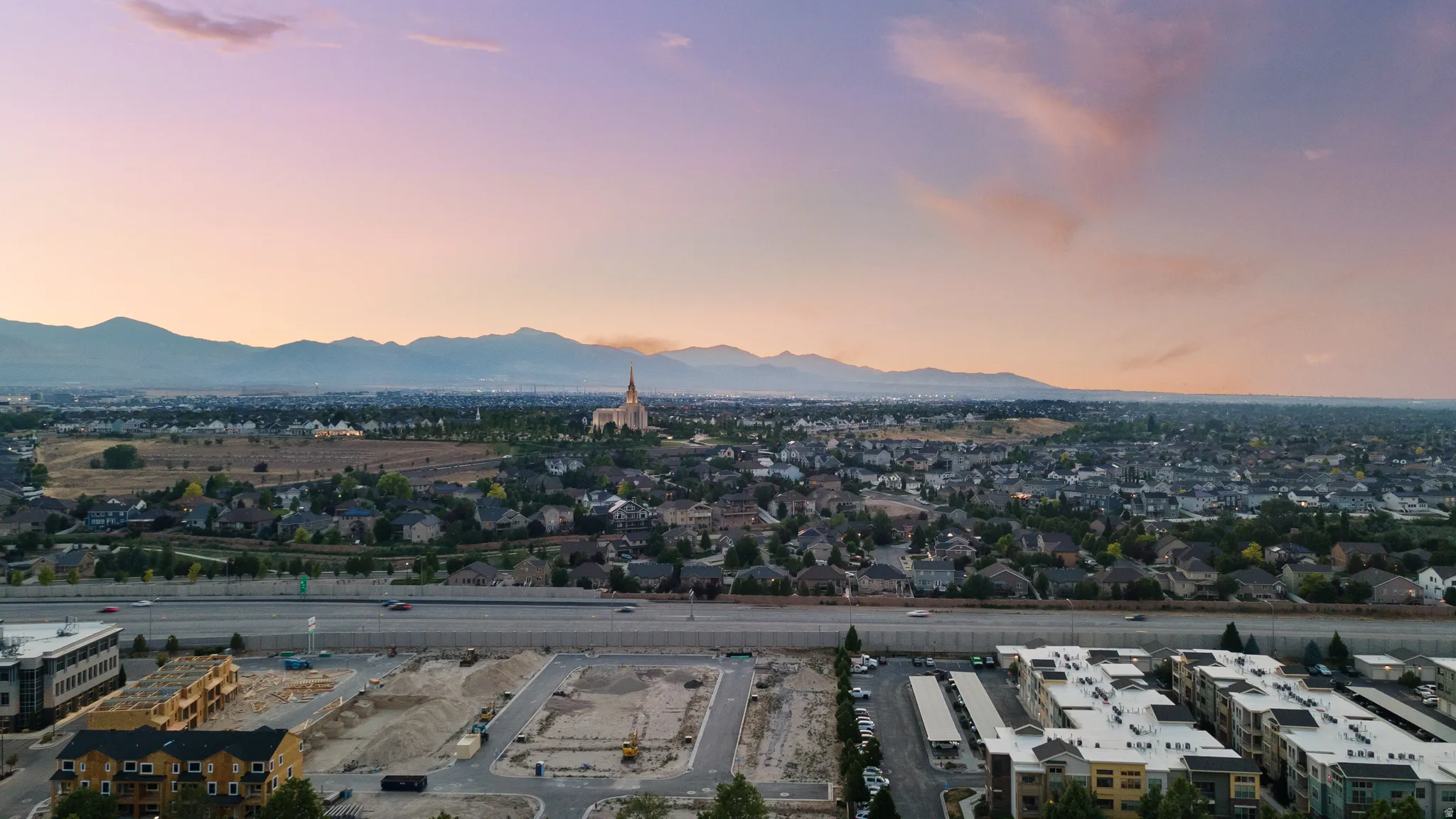 The area also offers quick access to Bangerter Highway, Mountain View Corridor, Daybreak, and numerous parks and trails.