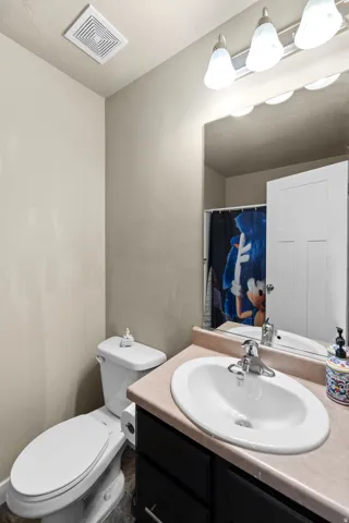 The hall bathroom.