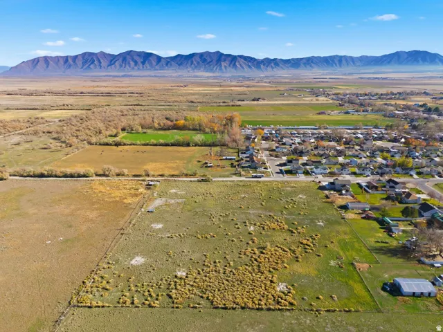 170 N Elliette Way, Grantsville, Utah 84029