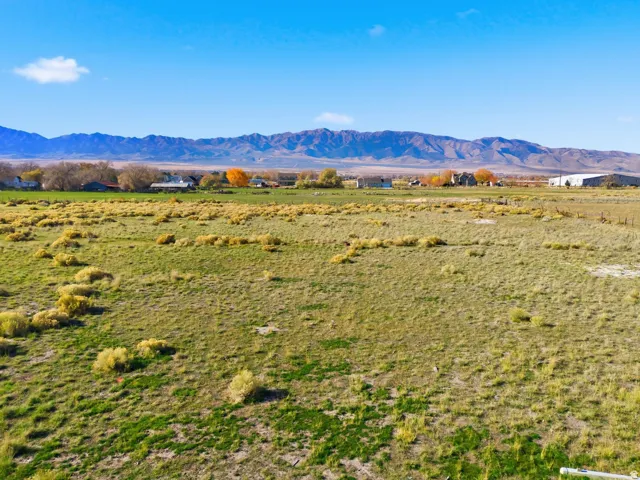 170 N Elliette Way, Grantsville, Utah 84029