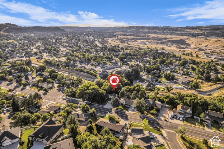 2600 Deer Run Dr, South Weber, Utah 84405
