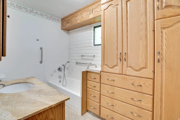4765 S Haven Estates Dr, Daniel, Utah 84032
