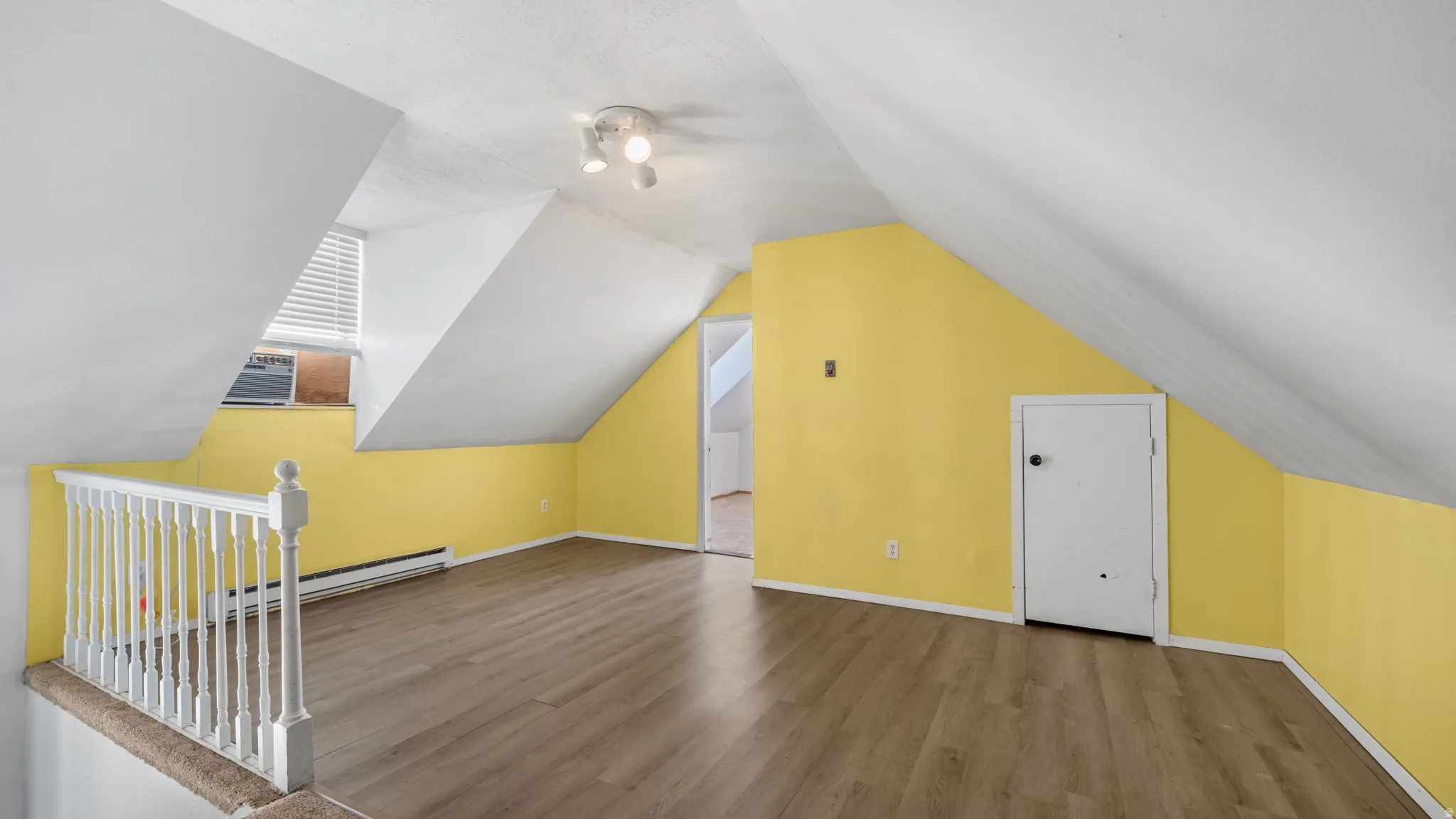4th bedroom, office flex space