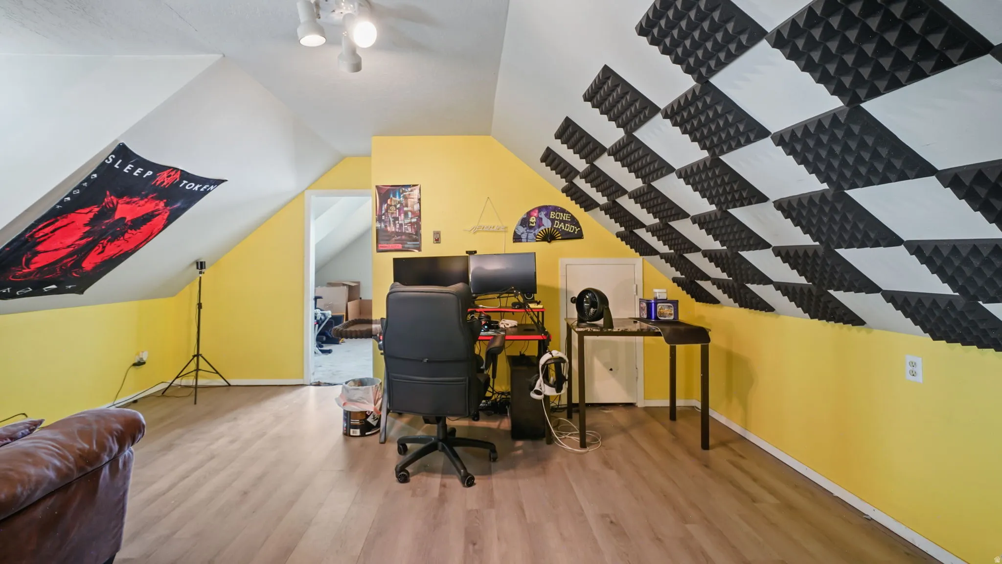Flexible loft space - Could be an office, game room, 4th bedroom and more.