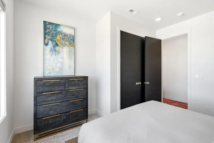 8452 E Spring Park Rd, Eden, Utah 84310