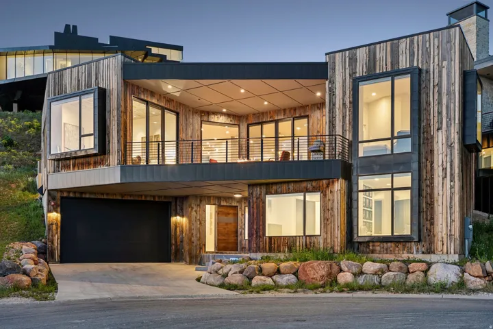 8452 E Spring Park Rd, Eden, Utah 84310