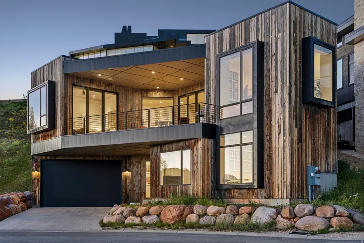 8452 E Spring Park Rd, Eden, Utah 84310