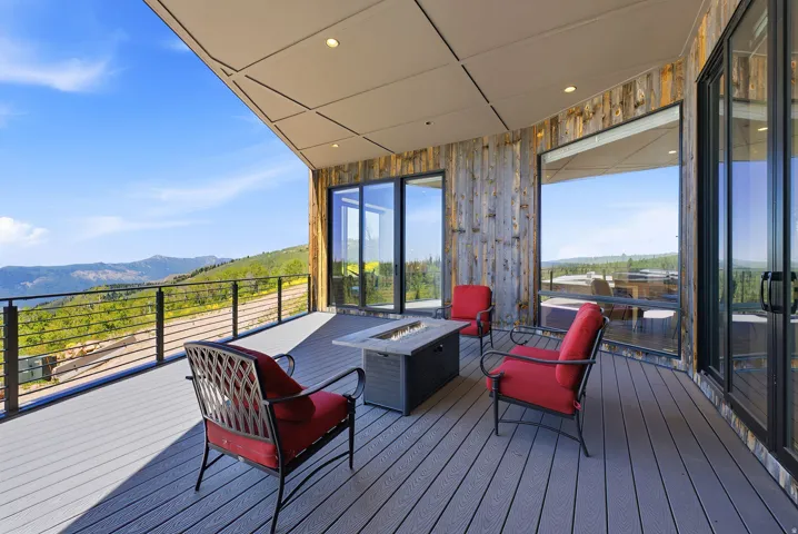 8452 E Spring Park Rd, Eden, Utah 84310