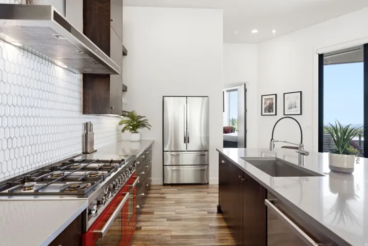 8452 E Spring Park Rd, Eden, Utah 84310