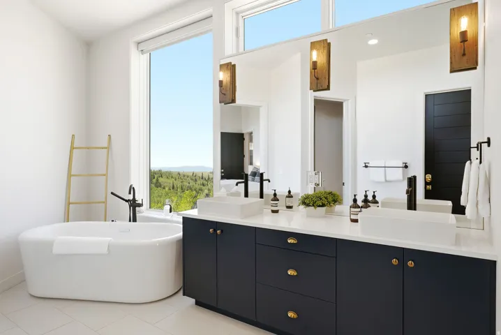 8452 E Spring Park Rd, Eden, Utah 84310